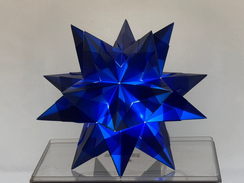 Bascetta Stern blau, handgefaltet, aus Papier, festliche Dekoration, Weihnachtsdeko, Handarbeit, MeinSternenzauber. Hochzeitstisch, elegant, Handgefaltete Bascetta Sterne in verschiedenen Farben, dekorativ,