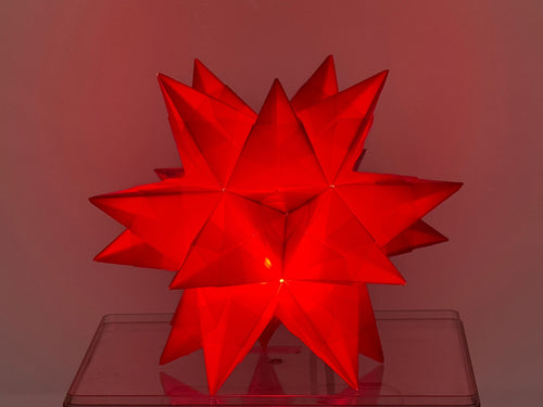 Handgefertigter Bascetta Stern rot, 10cm Durchmesser, Micro LED batteriebetrieben