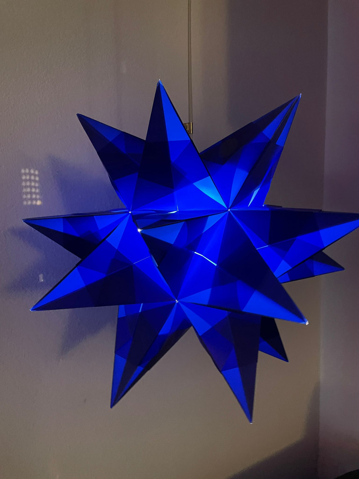 3er-Set Bascetta-Sterne – Ø 30 cm, beleuchtet & hängend
