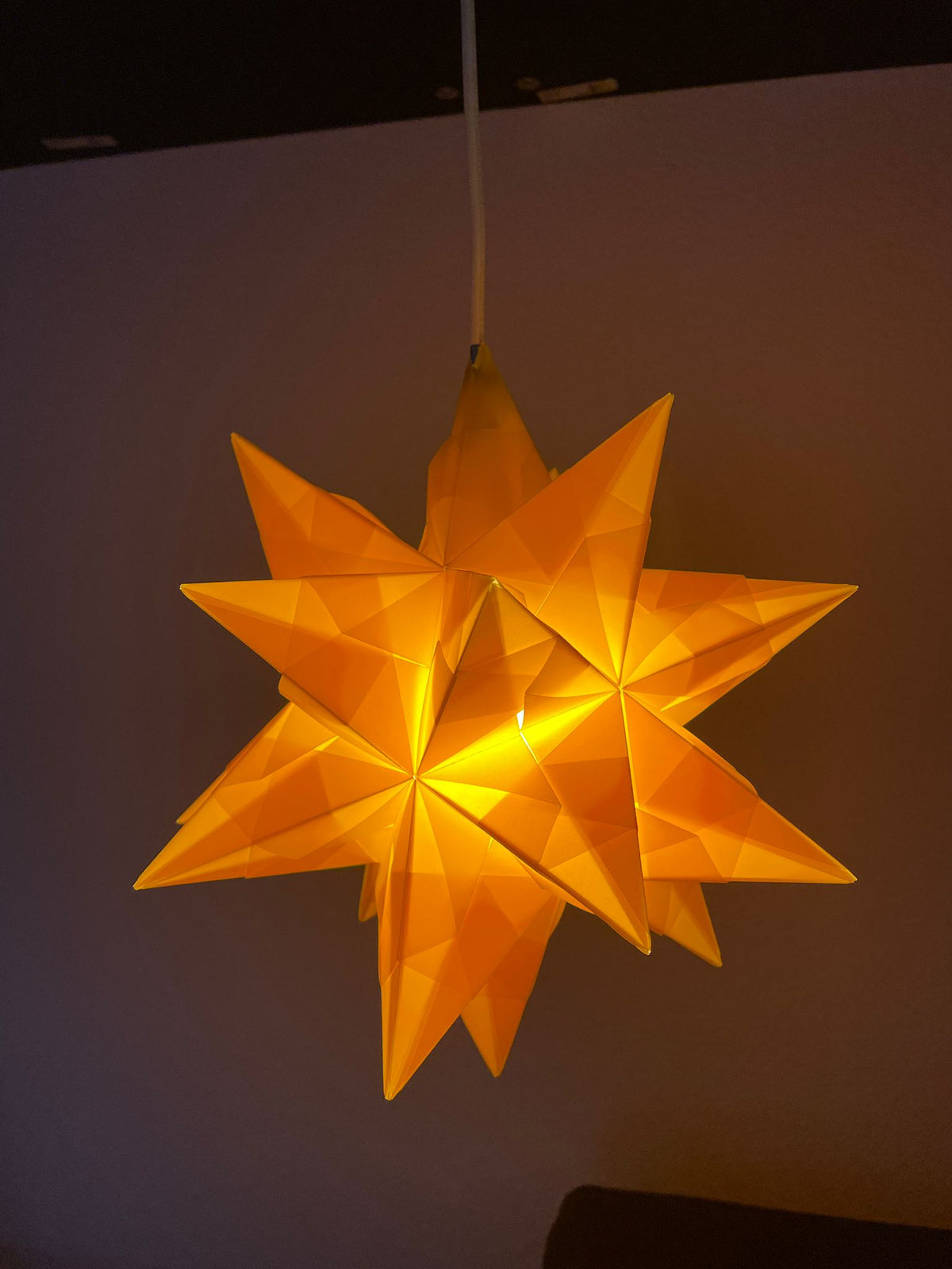 3er-Set Bascetta-Sterne – Ø 30 cm, beleuchtet & hängend
